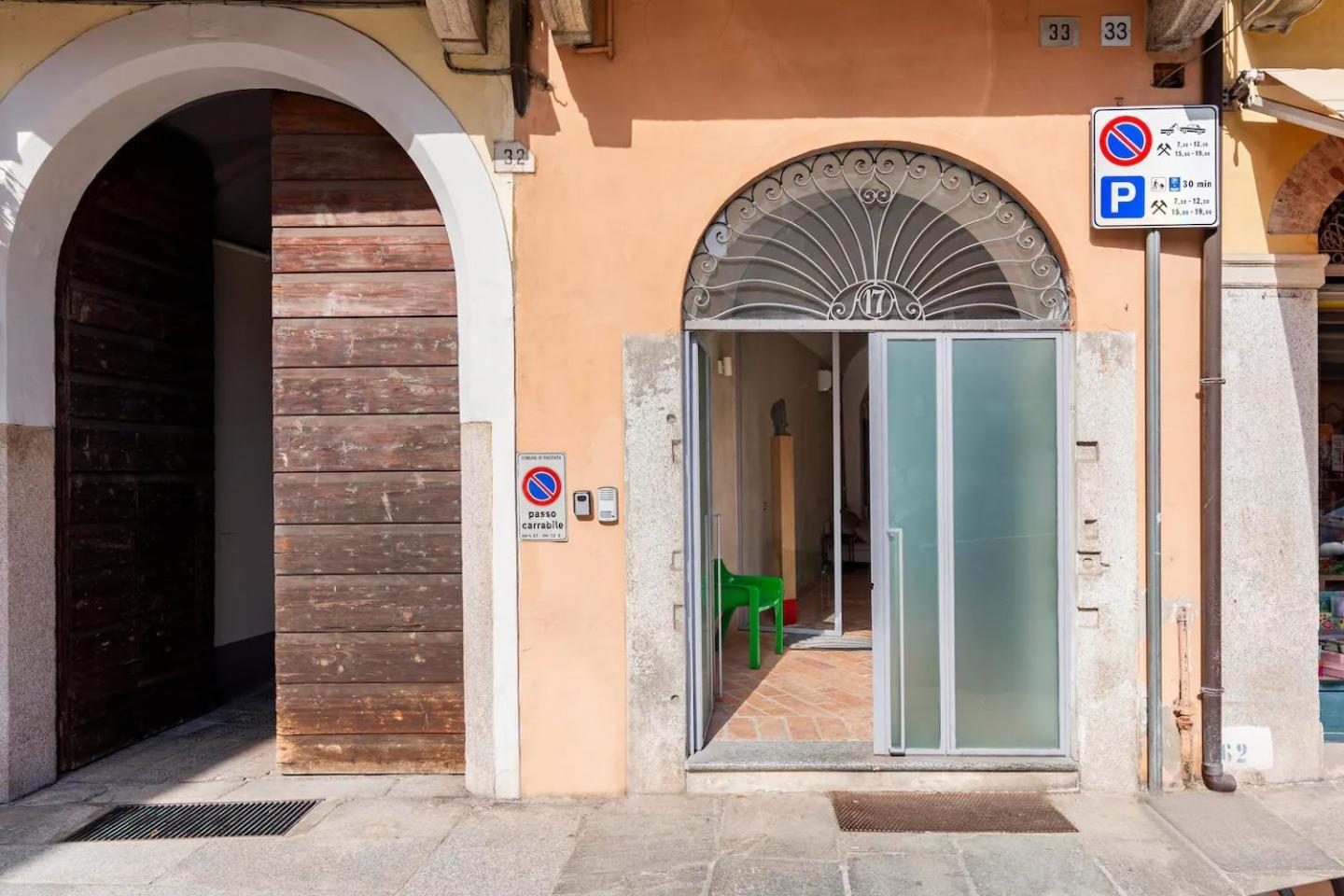 Loft 33 Apartment Piacenza Exterior photo